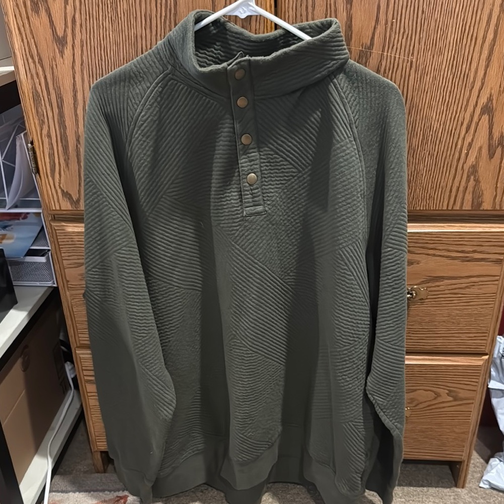 Green Mend 3 Button Sweater with Textured Knit Size XL - Picture 3 of 7